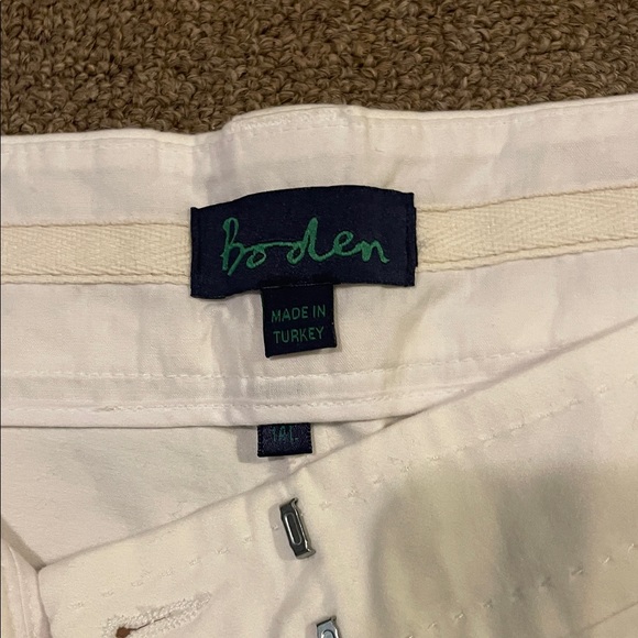 Boden Women’s Cream Chinos - Picture 2 of 2